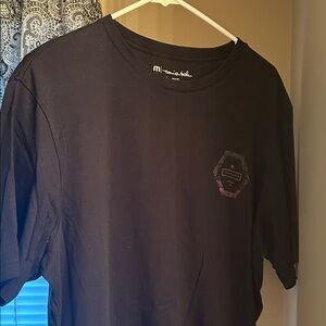 Mi Dark Tee with Hexagon Design